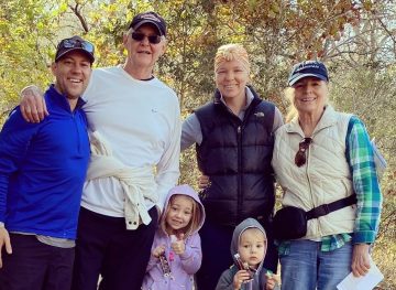 Group Photo of family with woman following Aesthetic Flat Closure